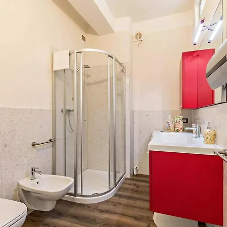 Gemini Apartment *